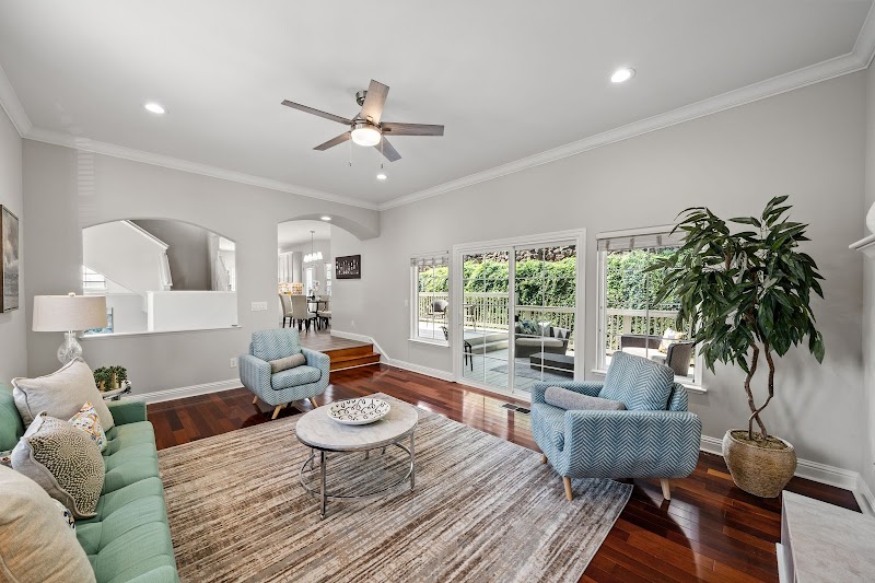 Julie Chiem, REALTOR | Berkshire Hathaway photo 5