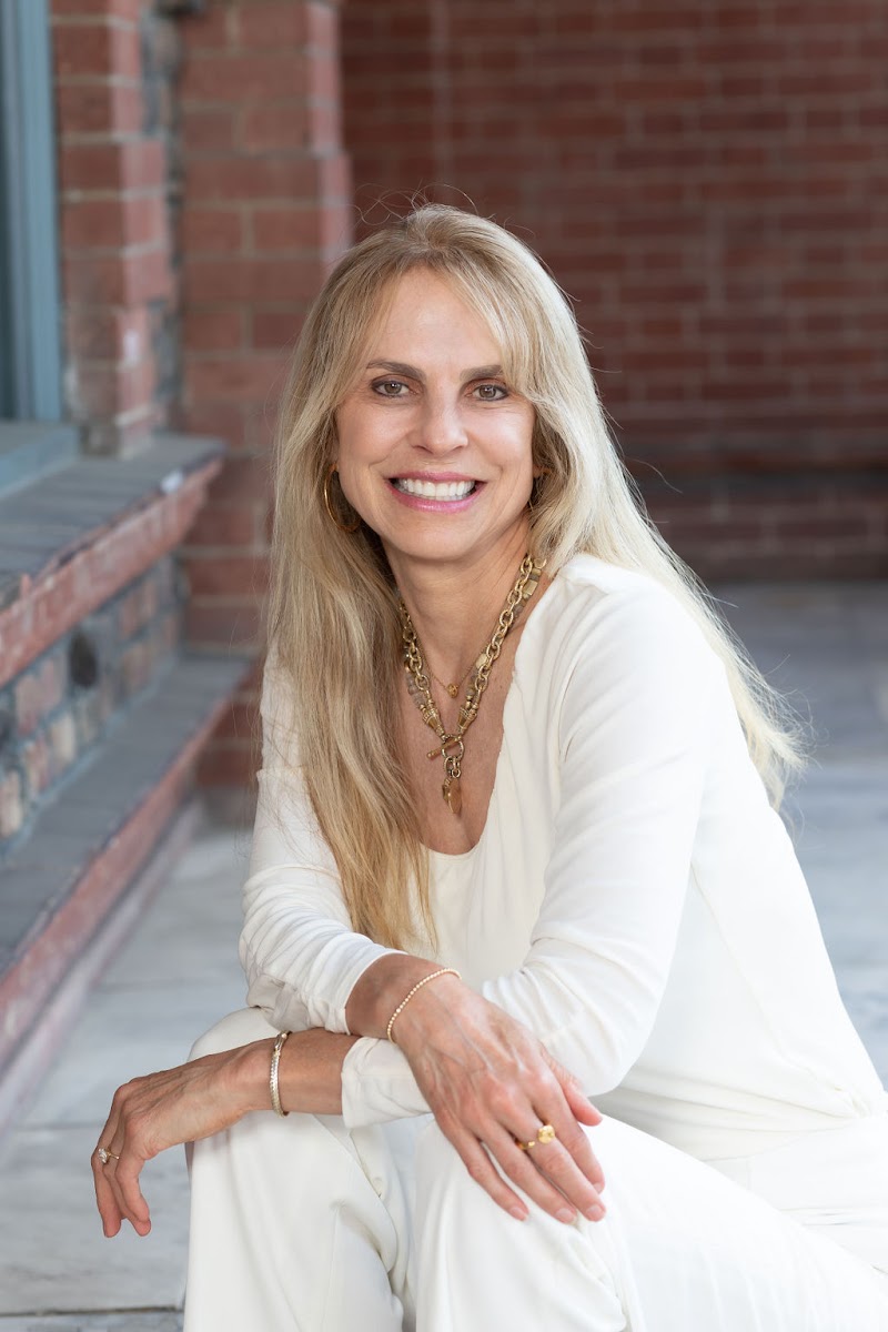 Wendi Selig-Aimonetti Realtor photo 3
