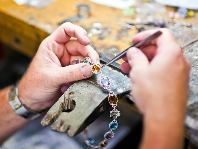 Dong Jewelry & Watch Repair photo 4