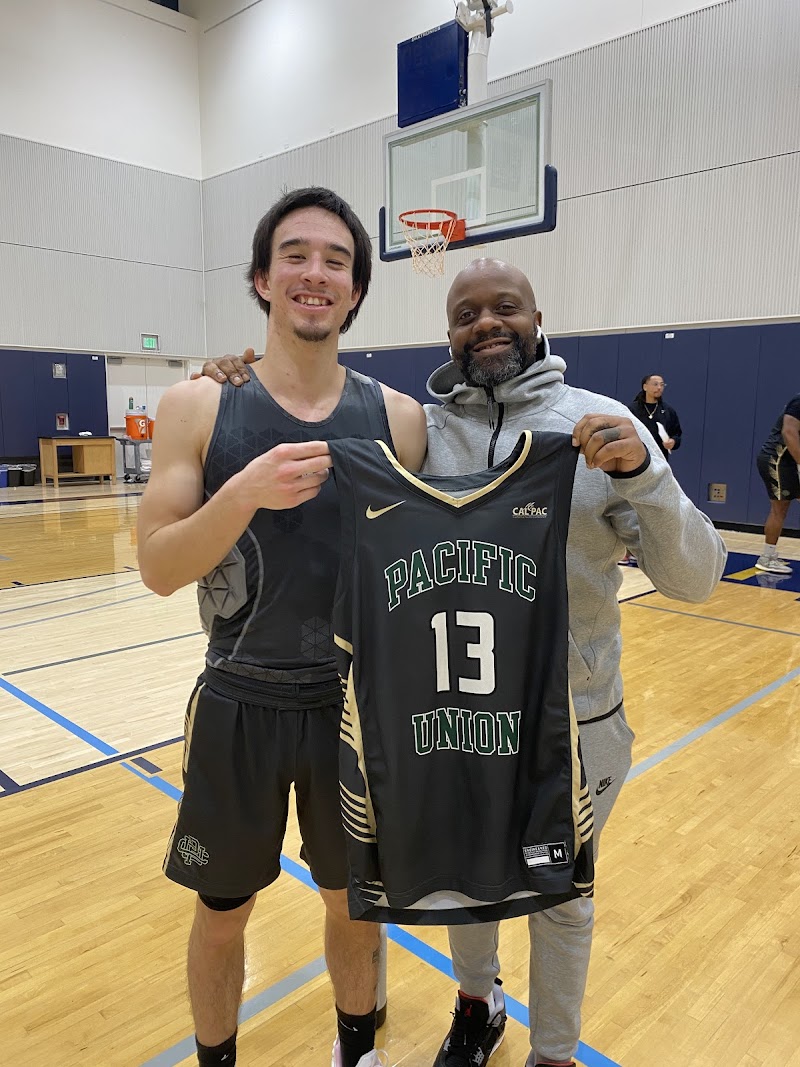 Hoop Never Stops Academy photo 4