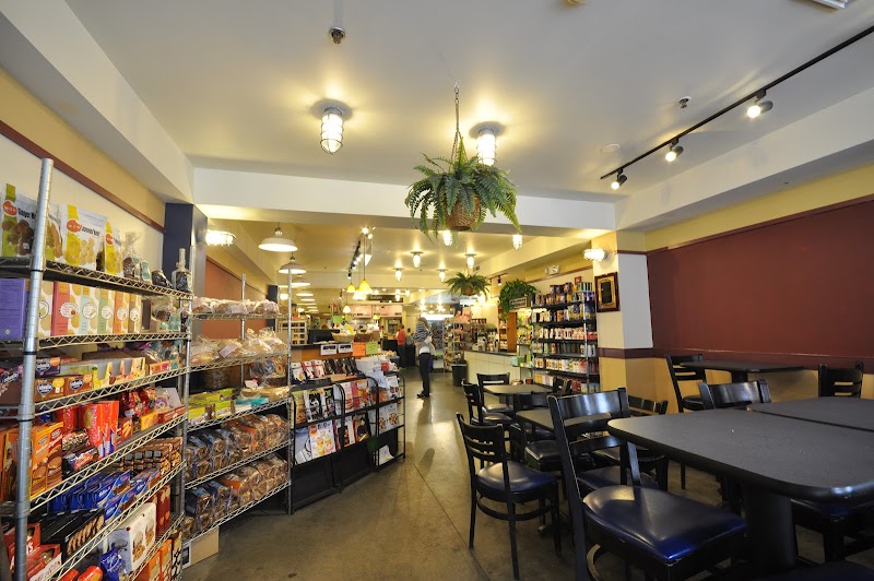 Putnam Market photo 5