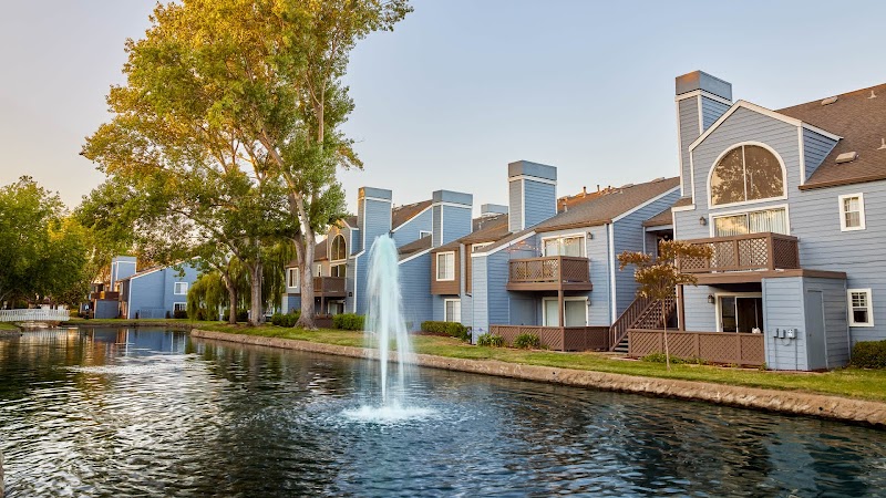 Photo of Lantern Cove Apartments
