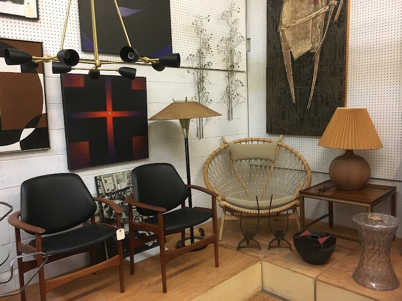 Rick Petteford Antiques, Art Mid-Century photo 5