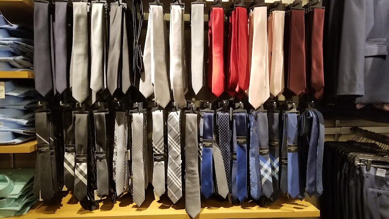 Express Factory Outlet photo 4