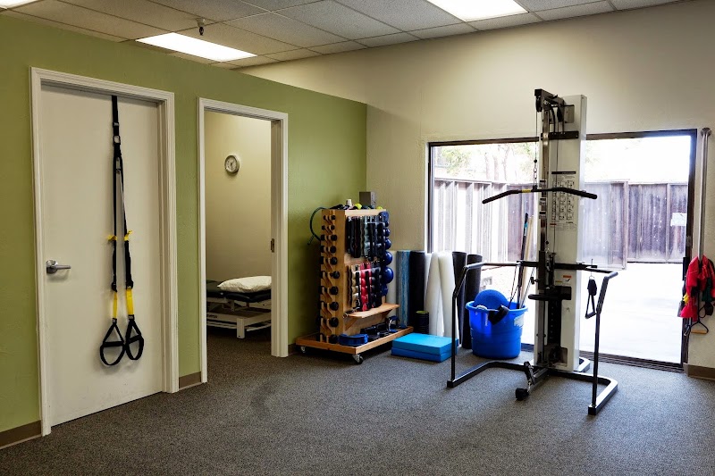 Photo of Garrett K. Akahoshi, MPT - Peak Physical Therapy