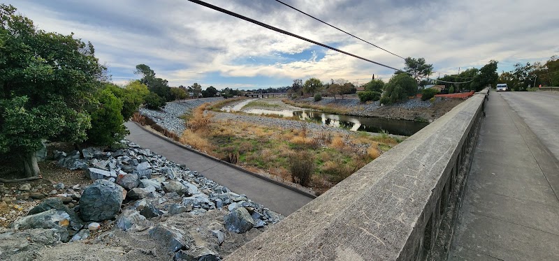 Stanley Bridge photo 4