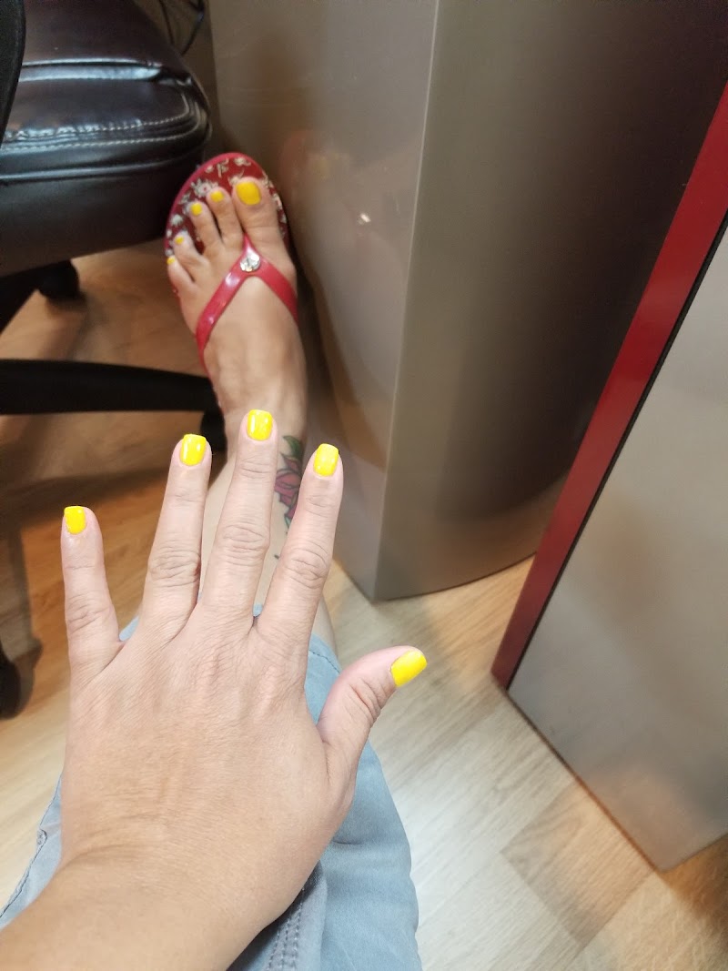 C Nails photo 2