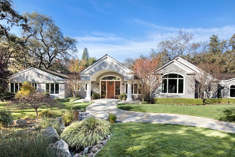 Veronica Kogler, Coldwell Banker Realty photo 4