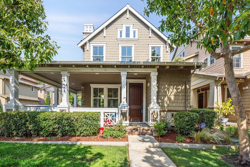 Veronica Kogler, Coldwell Banker Realty photo 2