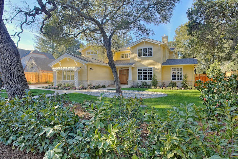 Veronica Kogler, Coldwell Banker Realty photo 3