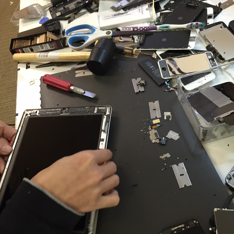 U & Iphone Repair Service photo 4