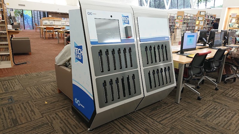 San Lorenzo Library photo 3