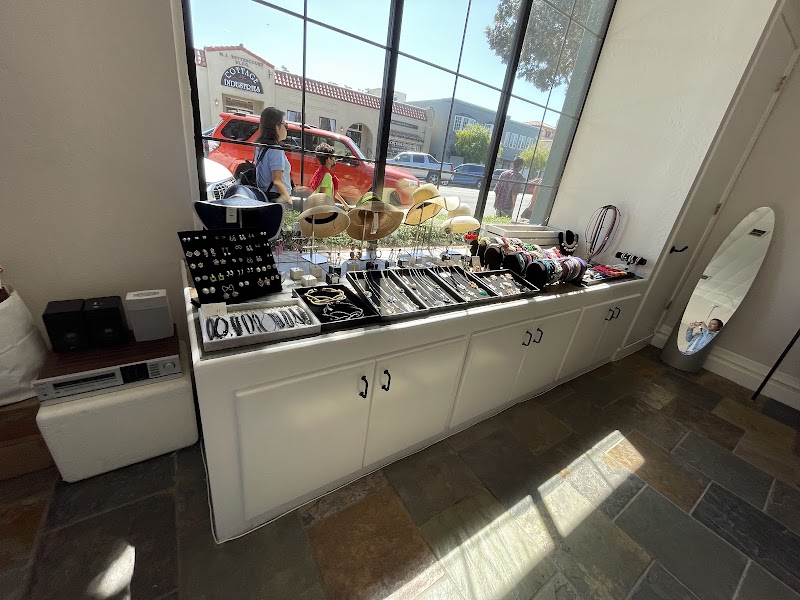 Baciami Boutique photo 3