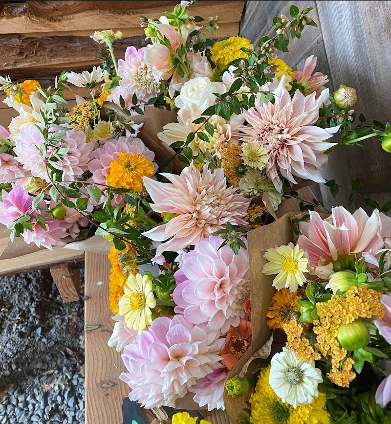Full Bloom Flower Stand photo 4