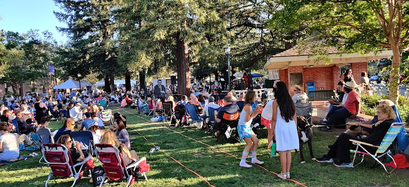 Jazz on the Plazz photo 5