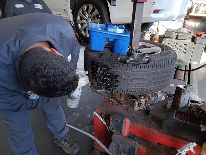 Eddie's Valero Service Center photo 5