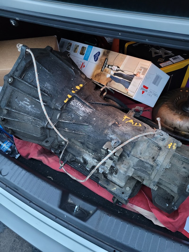 Pena Dismantler Auto Body & Towing photo 3