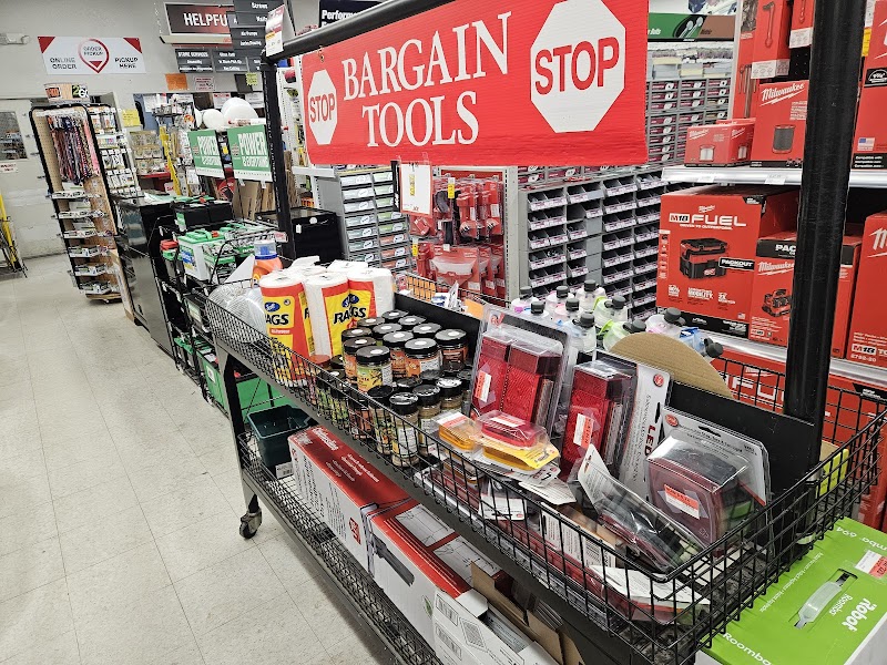 Paul's Ace Hardware photo 3