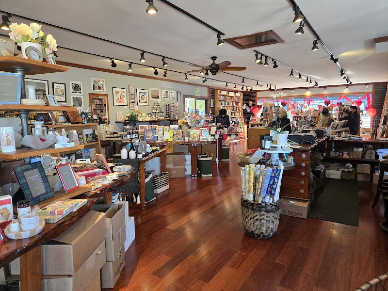 Sausalito Books by the Bay photo 5