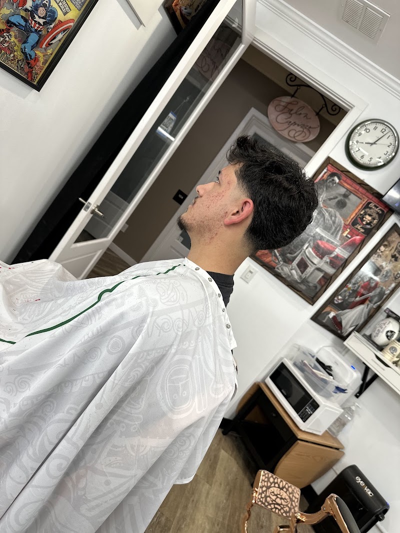 Undefined Fades Barbershop photo 4