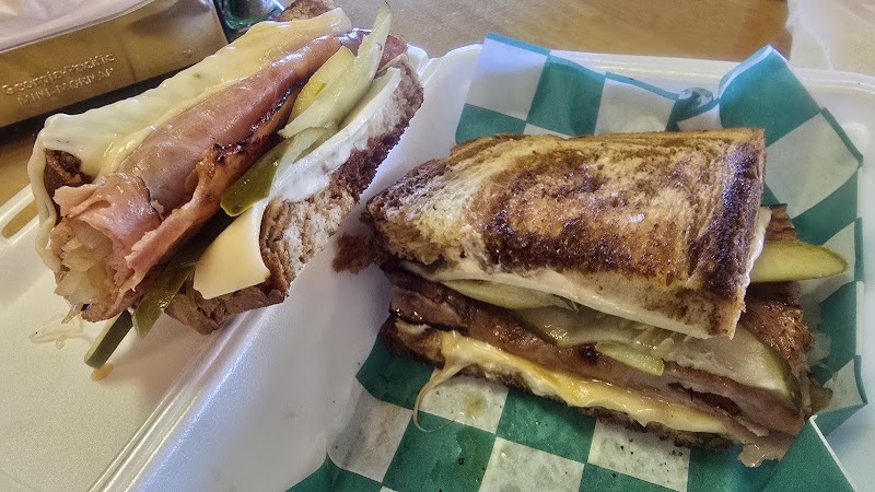 4th St deli and desserts photo 2