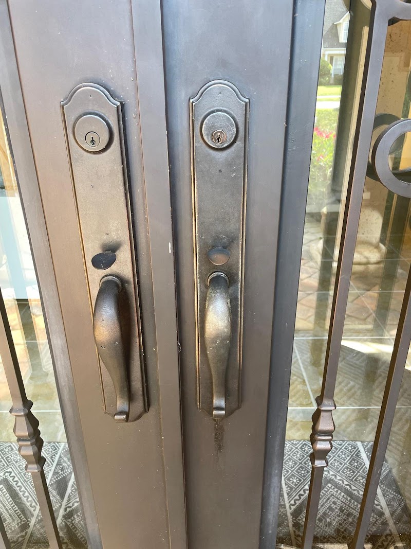 352 Locksmiths photo 3