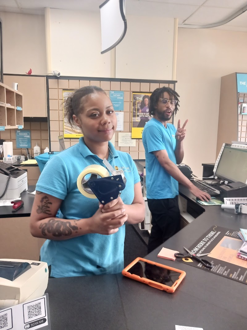 The UPS Store photo 3