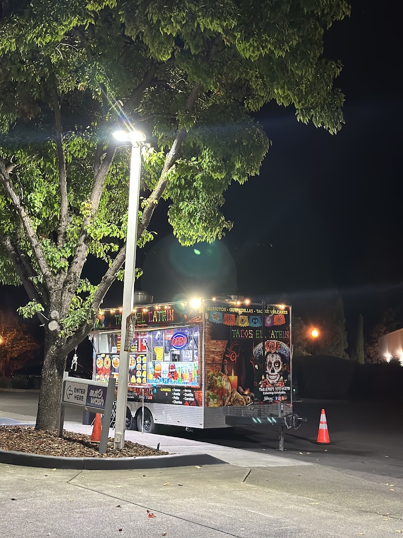 Tacos El Catrin (Tow Along Food Truck) photo 3