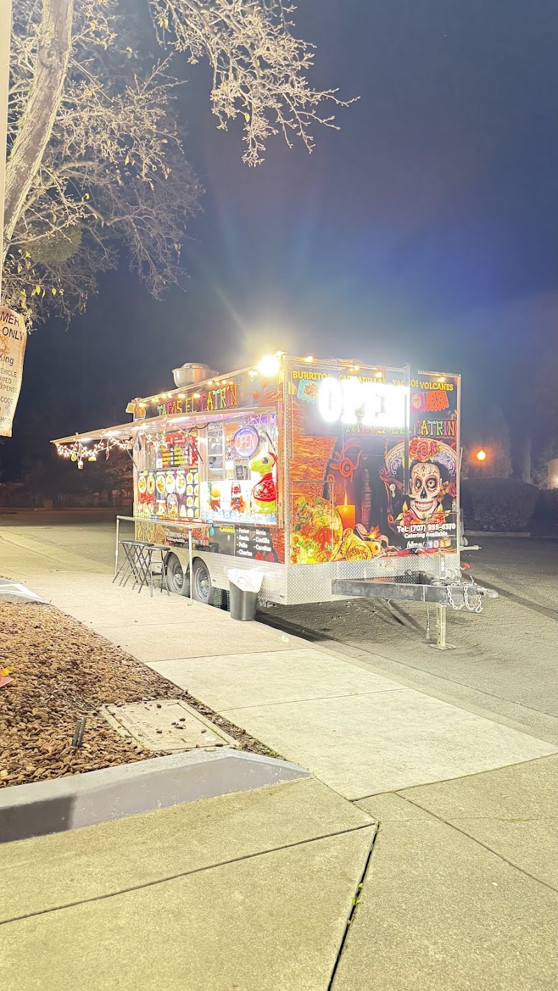 Photo of Tacos El Catrin (Tow Along Food Truck)