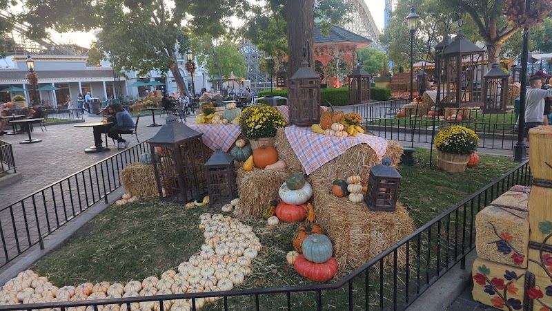 Hometown Square photo 3
