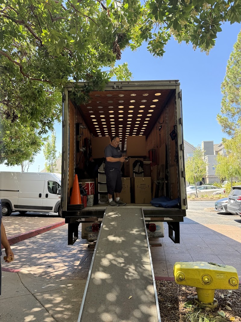 Alexander's Mobility Services - Atlas Van Lines photo 5