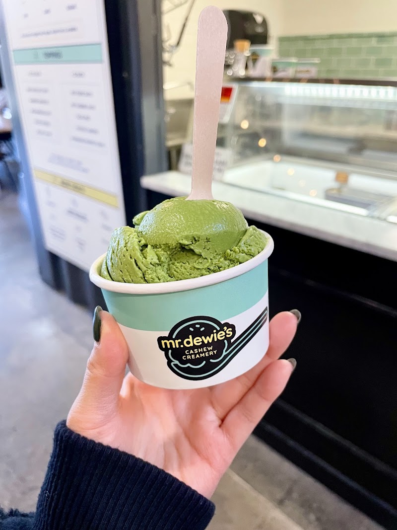 Mr. Dewie's Cashew Creamery photo 3