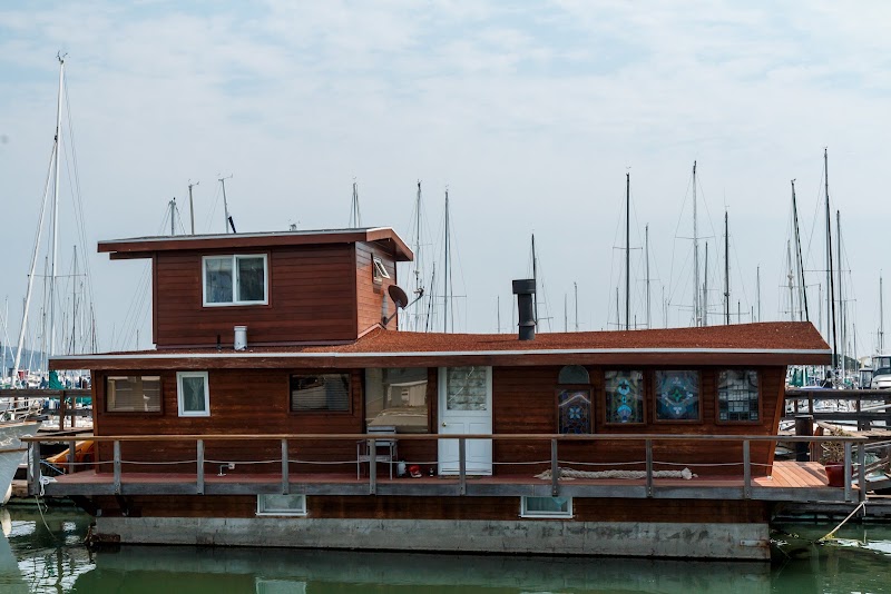 Pelican Harbour photo 4