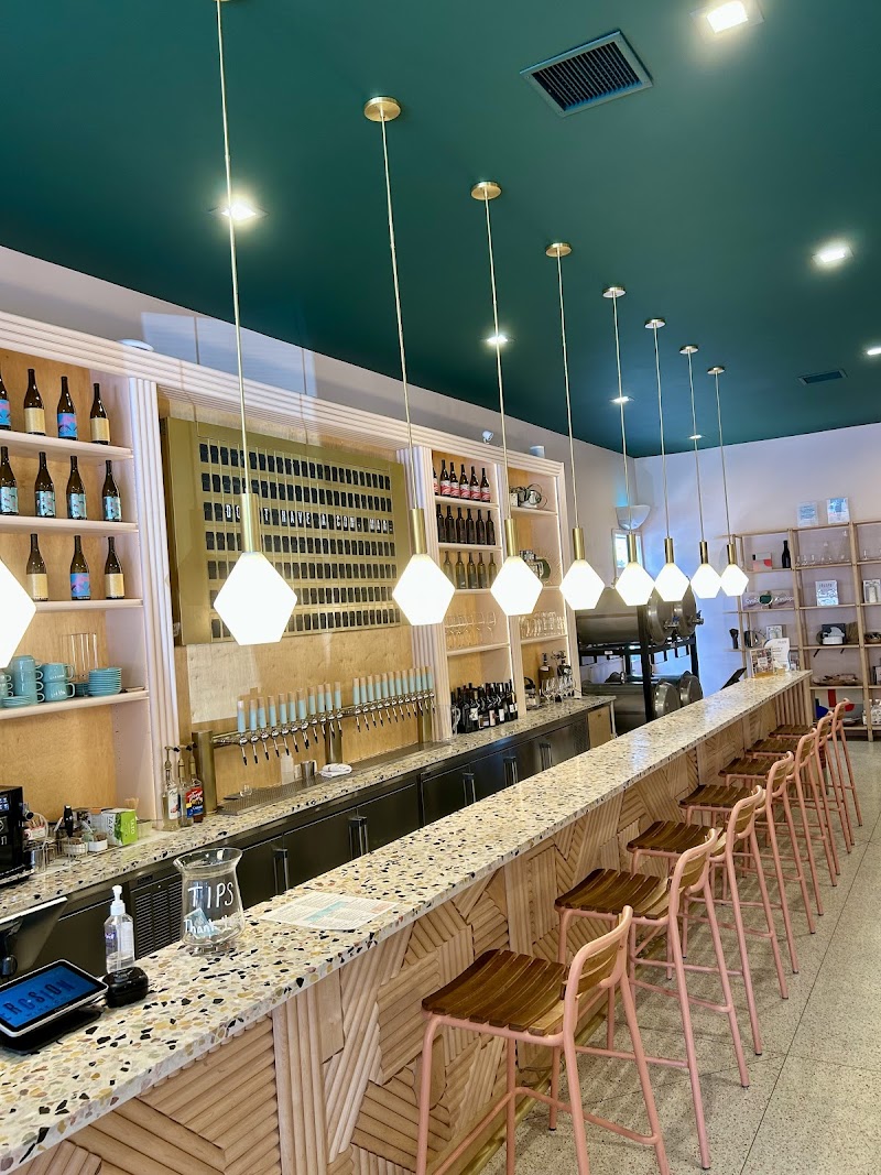 Erosion Tap House: Winery & Brewery photo 3