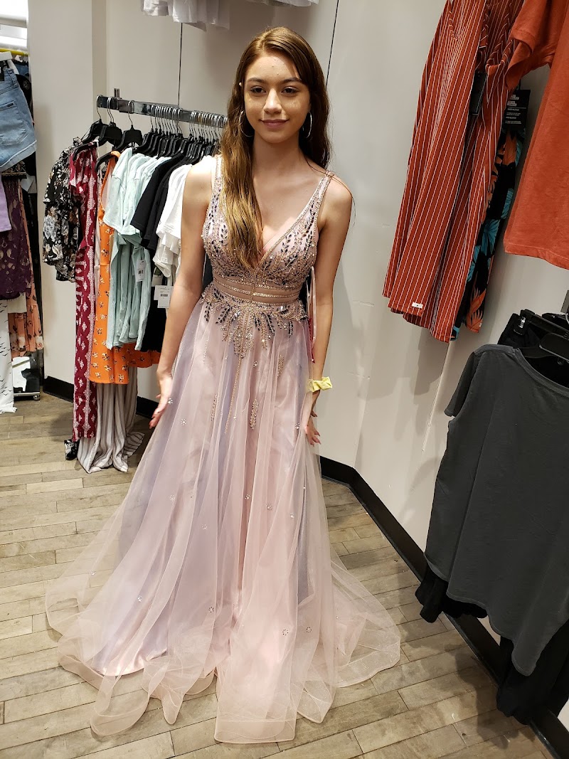 Dillard's photo 3