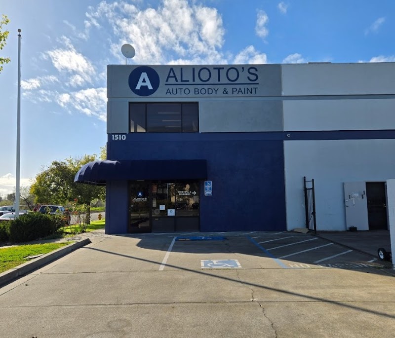 Alioto's Auto Body photo 3