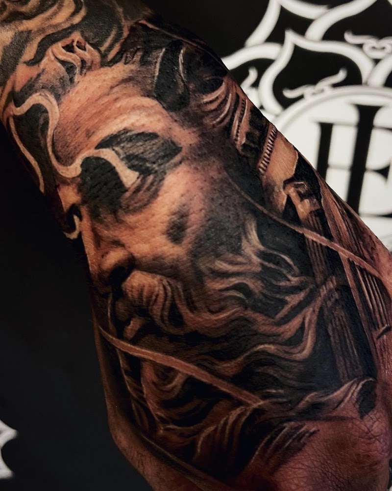 Euphoria Ink Tattoo photo 4