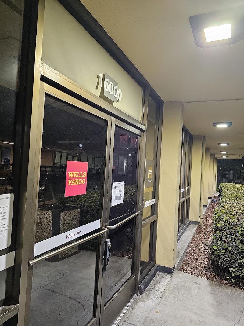 Wells Fargo Bank photo 3