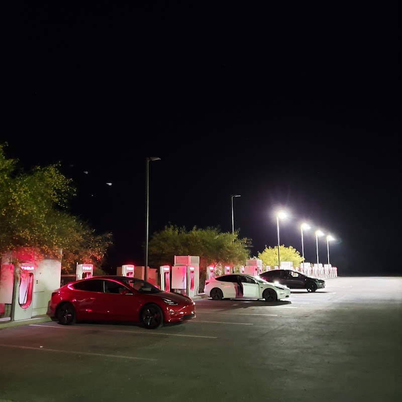 Tesla Supercharger photo 4