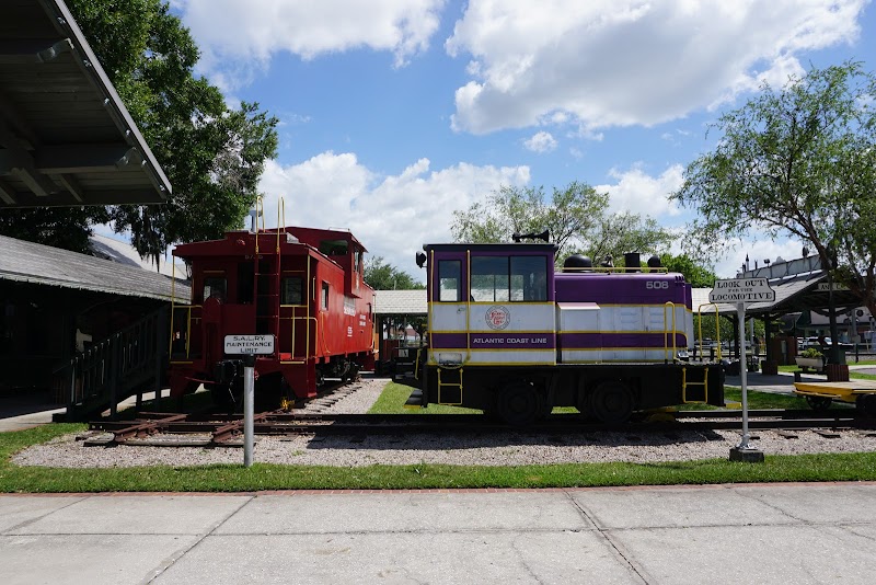 Robert W. Willaford Railroad Museum photo 3