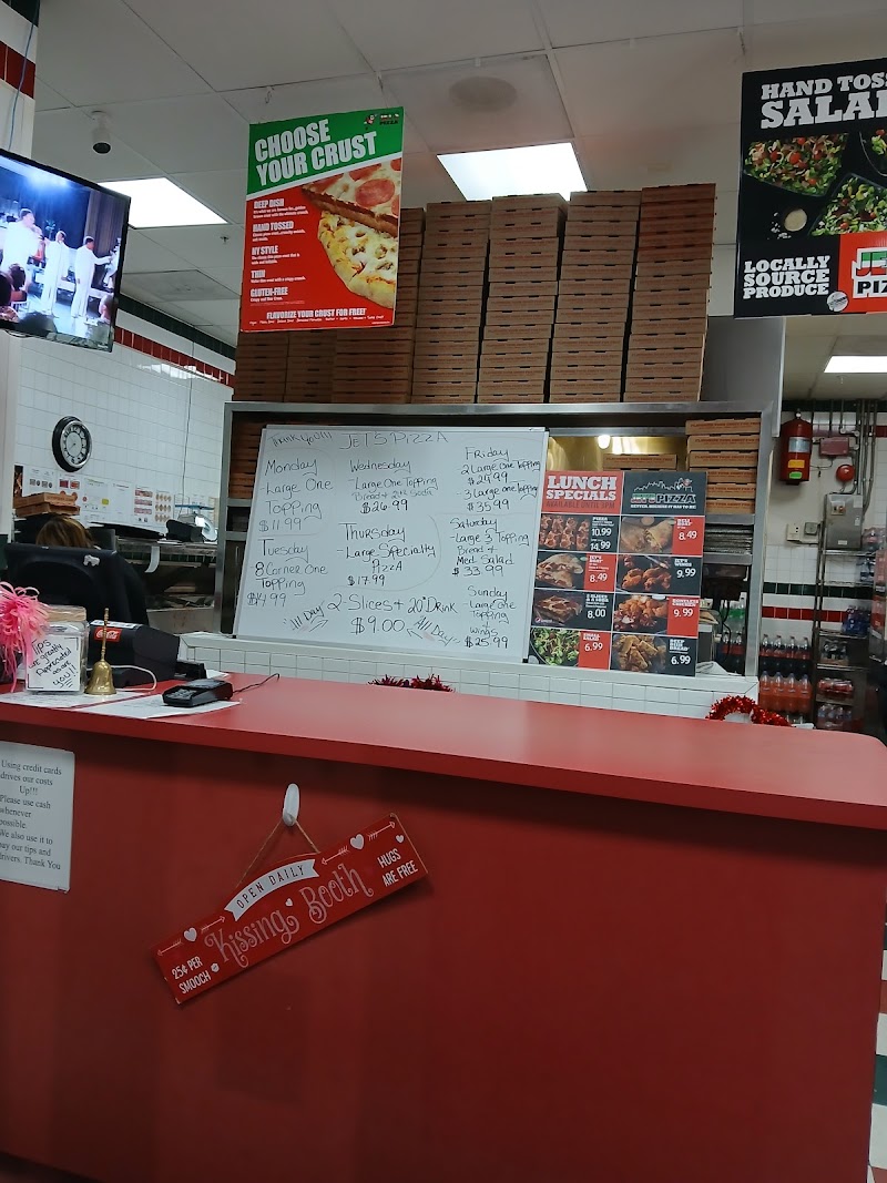 Jet's Pizza photo 3