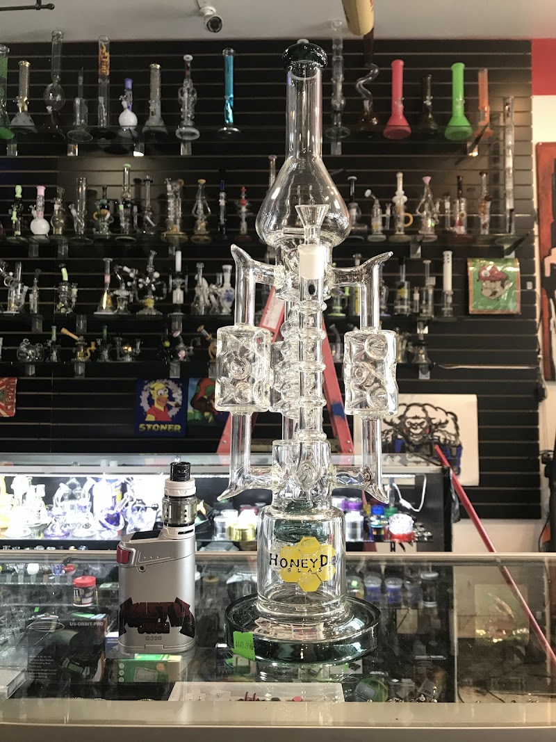 Gorilla Clouds smoke shop photo 4