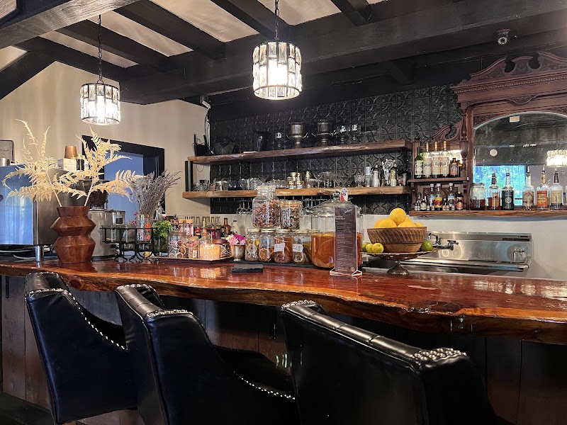 The Bar and Cafe at The Rio Nido Lodge photo 5