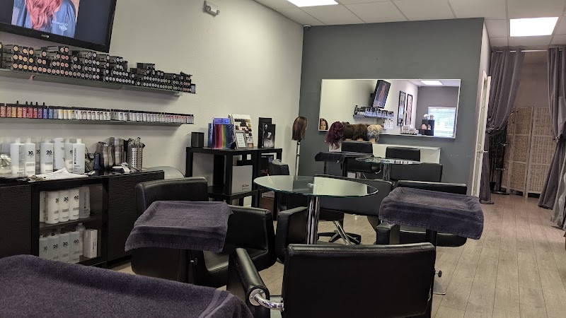 Salon Halo of Spring Hill photo 4