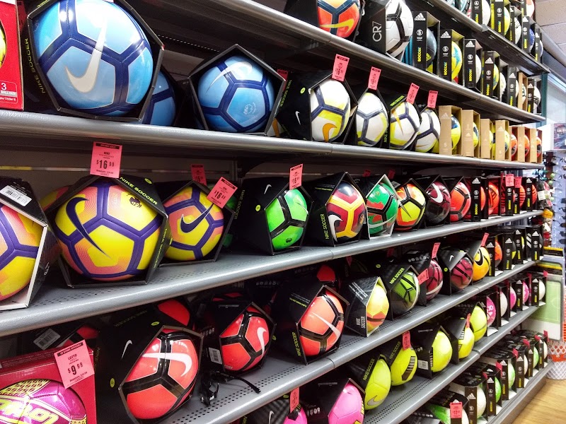Big 5 Sporting Goods photo 3