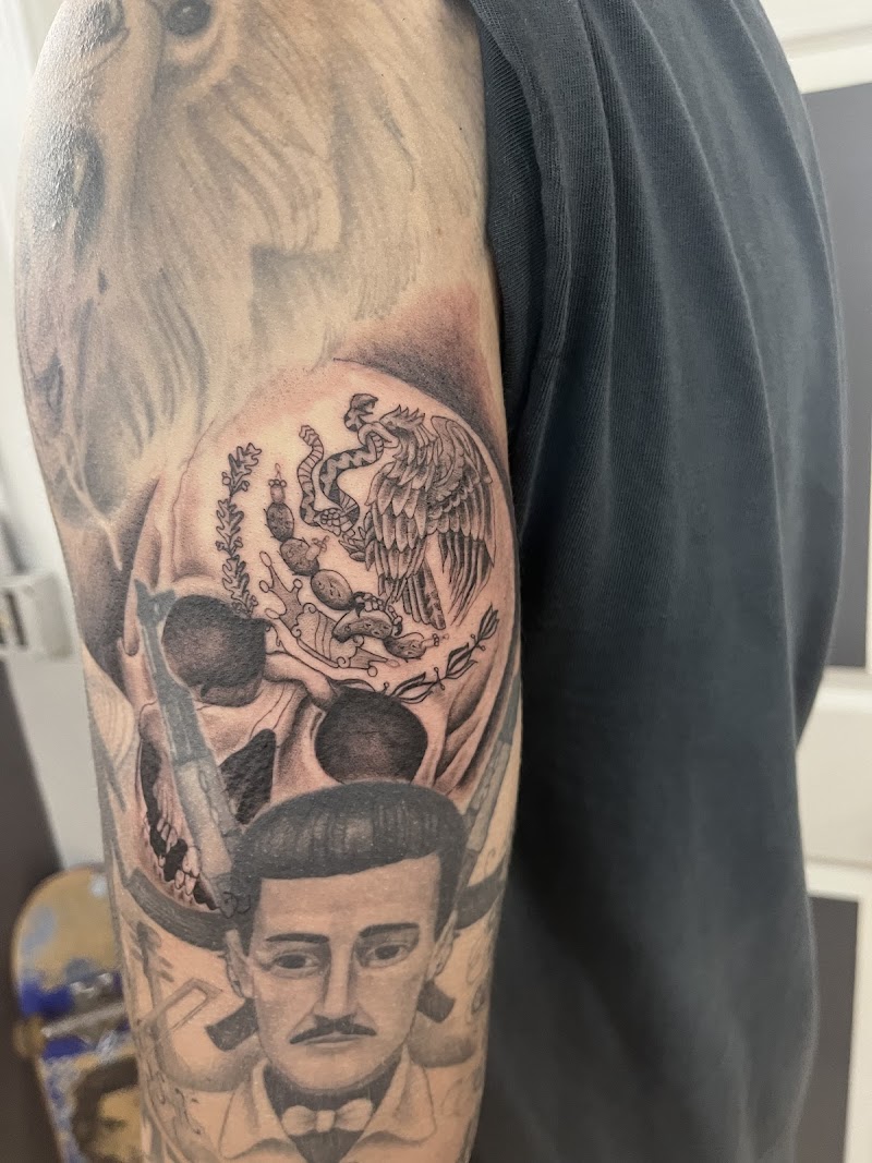 Simms Ink photo 4
