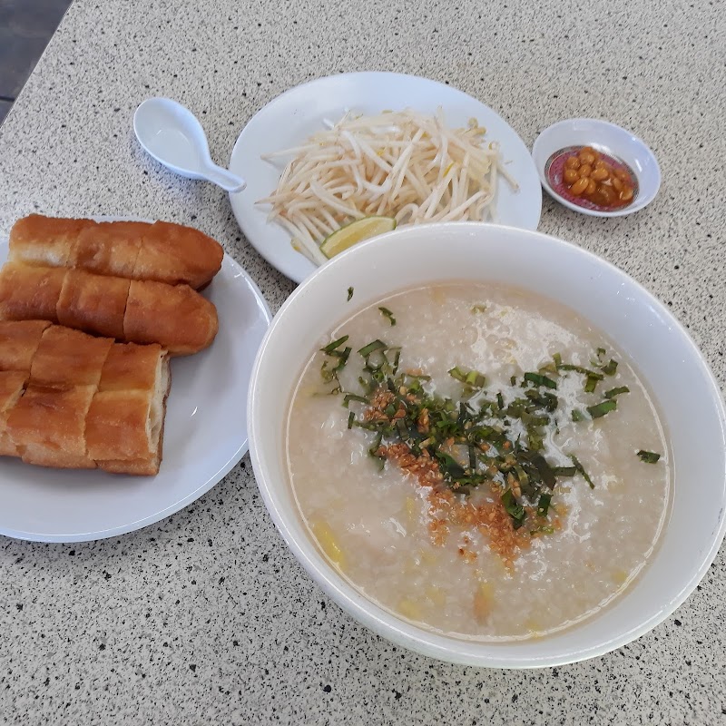 Golden Lake Eatery photo 4
