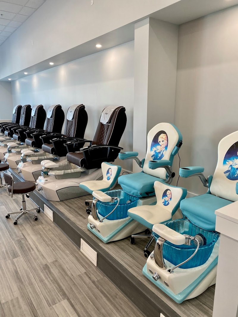 Platinum Nail & Spa photo 4