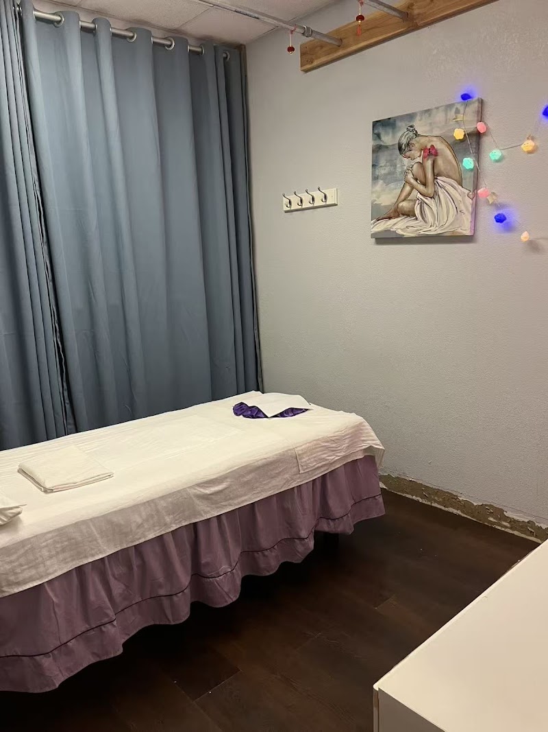 Golden Massage photo 3