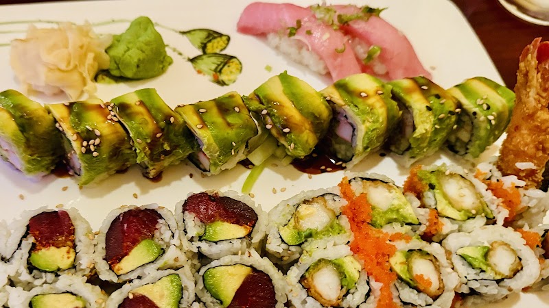 Mike's Sushi & Sake Bar photo 4